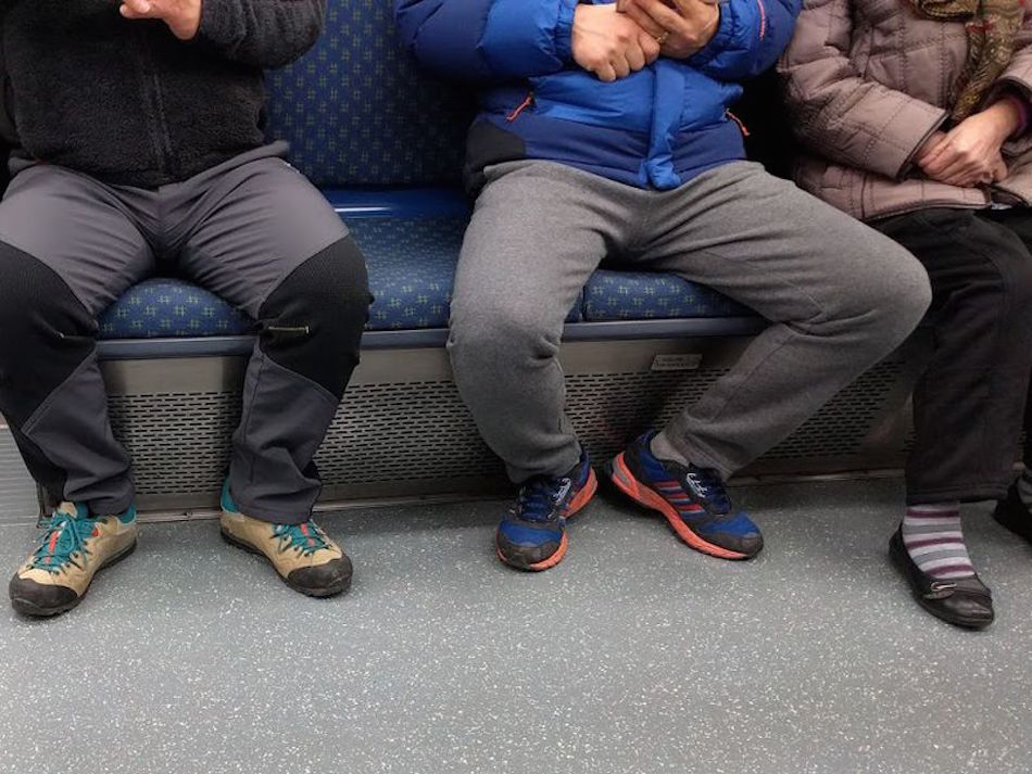 manspreading.jpg