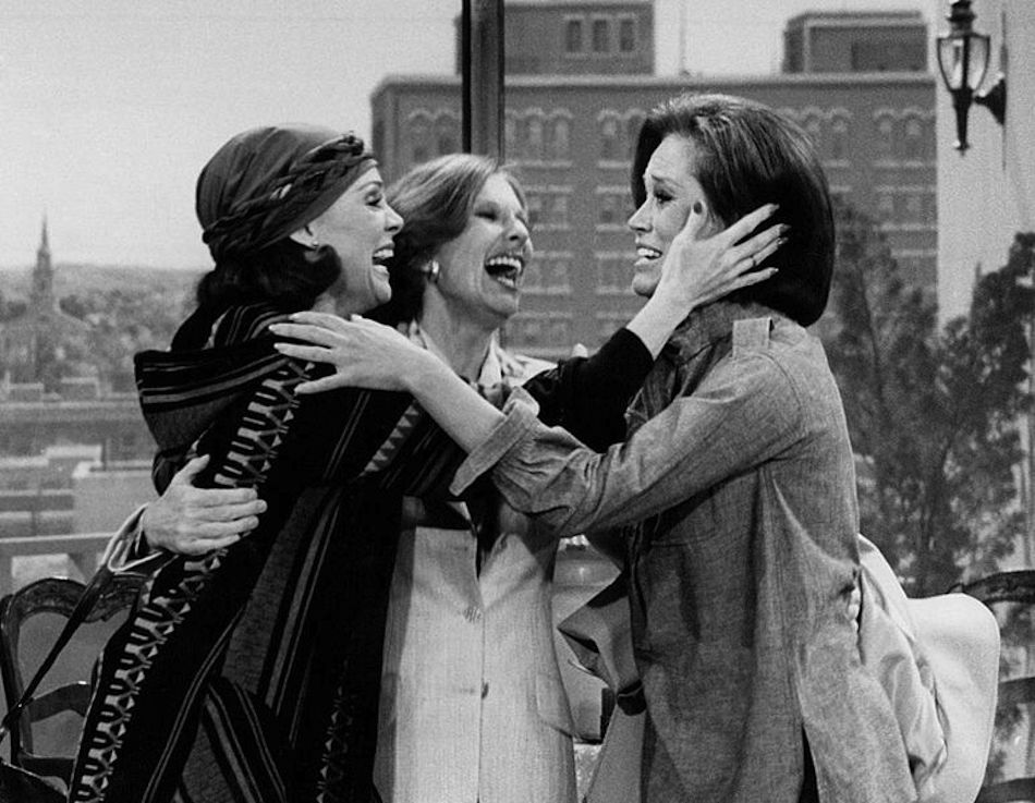 mary-tyler-moore-rhoda-phyllis.jpg