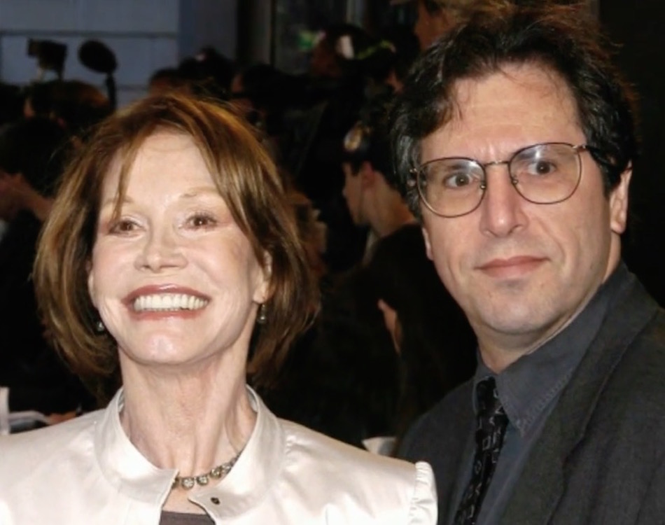 mary-tyler-moore-robert-levine.jpg