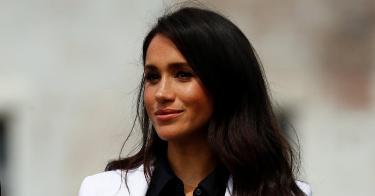 meghan markle pasta necklace