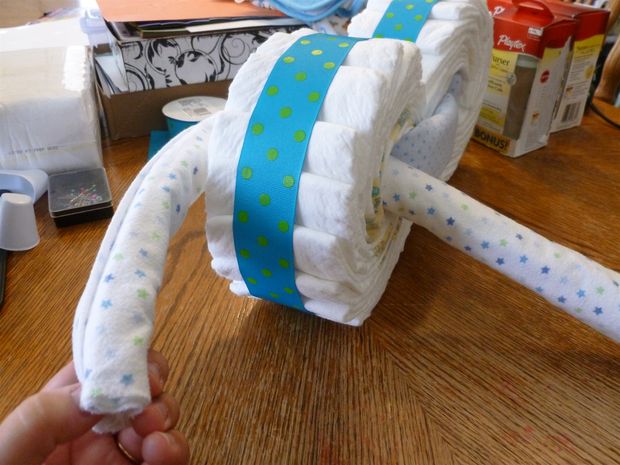 motorcycle-diaper-cake-10.jpg