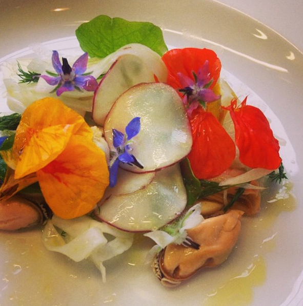 mussels-topped-with-edible-flowers.png