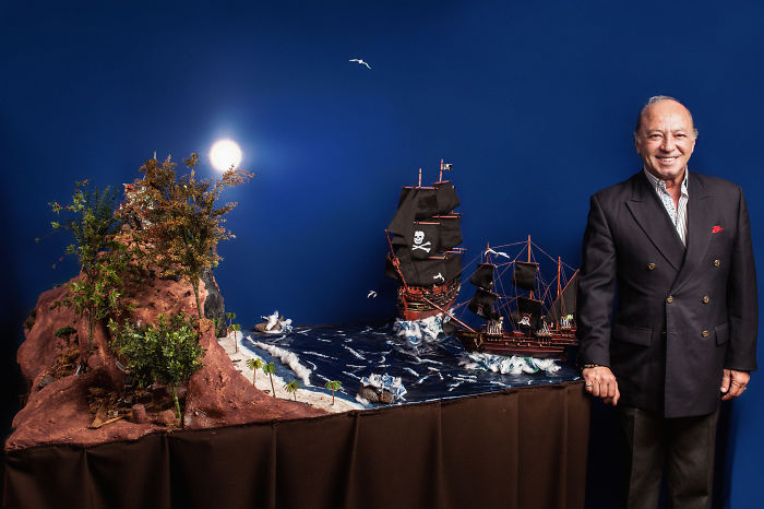 my-dad-made-a-scale-model-of-the-world-of-pirates-he-made-up-to-tell-us-bedtime-stories-16__700.jpg