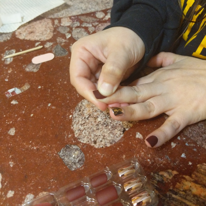 nails4.jpg