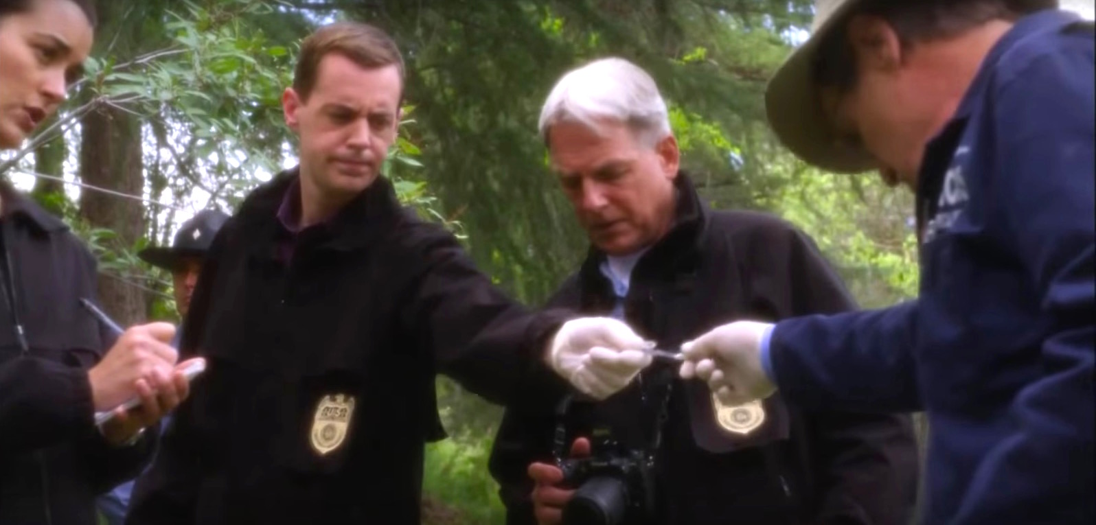 ncis-badges.jpg