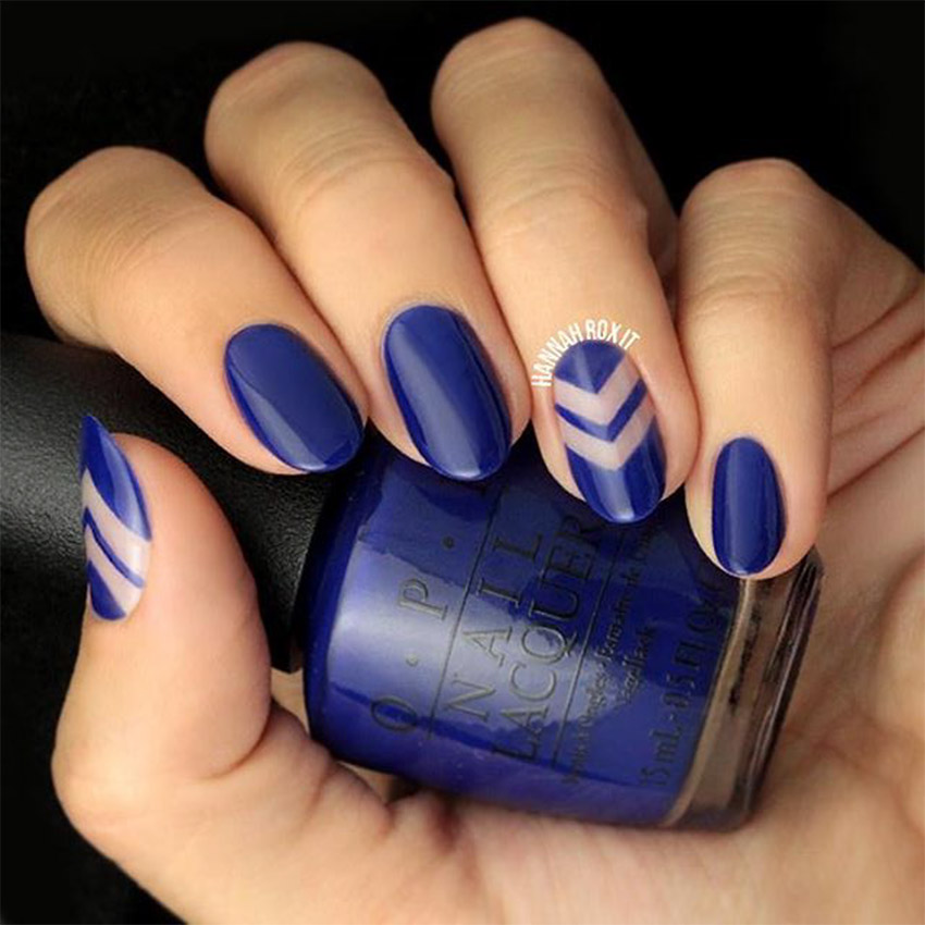 negative-space-chevron-stripes-spring-nail-art.jpg