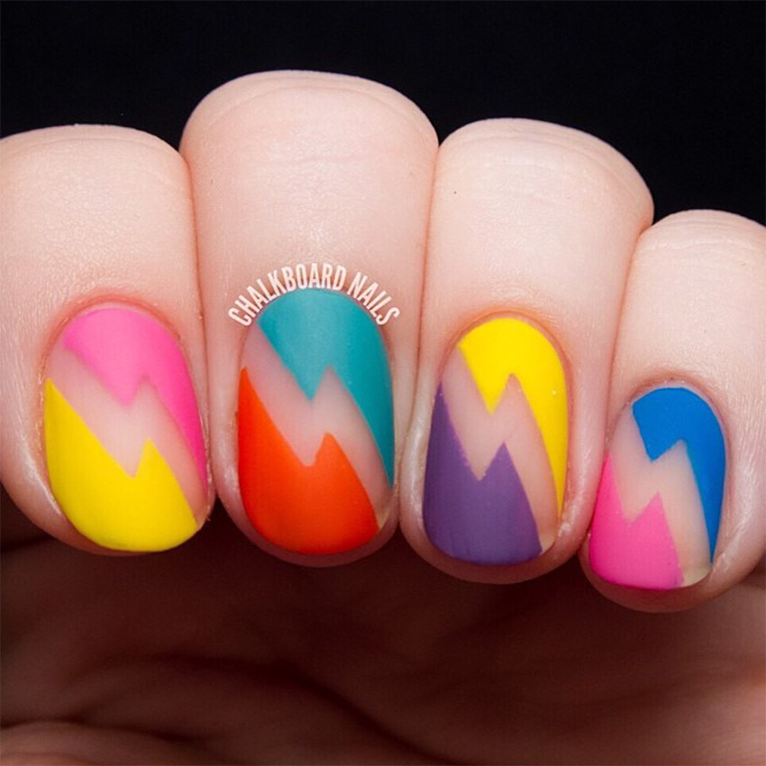 negative-space-lightning-bolt-spring-nail-art.jpg