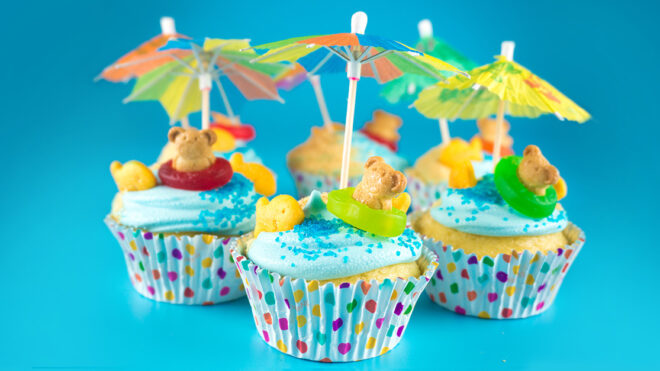 _newsletter_4_teddy beach cupcakes