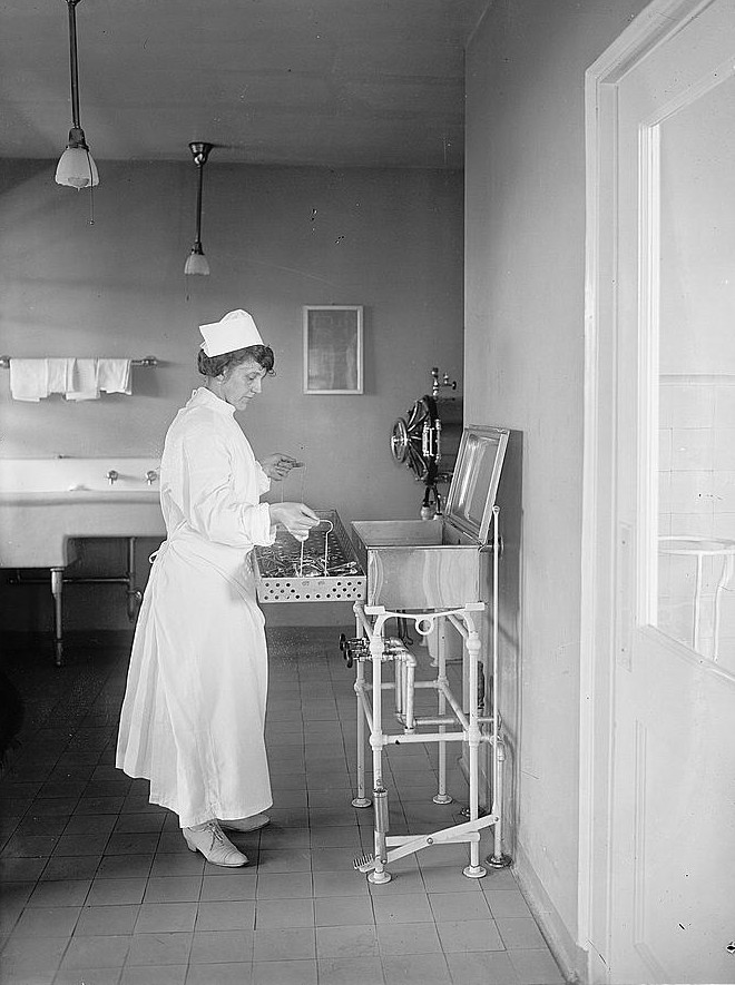 nurse-1920-e1455043013957.jpg