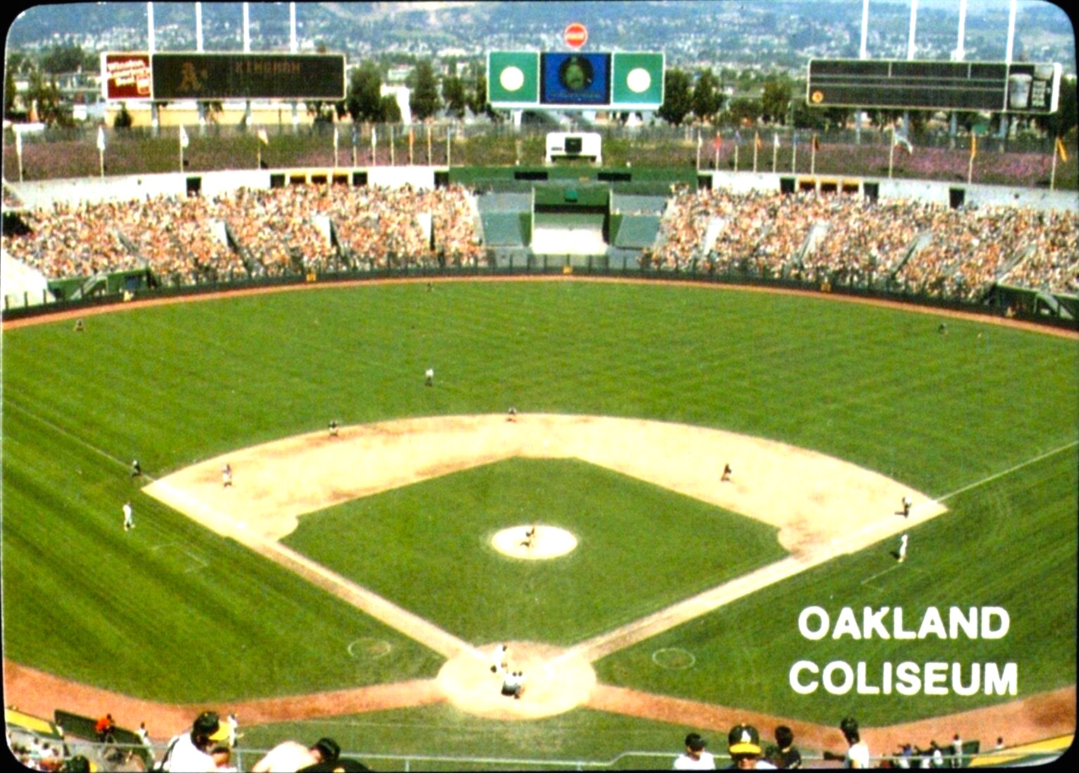 oakland-colisum1.jpg