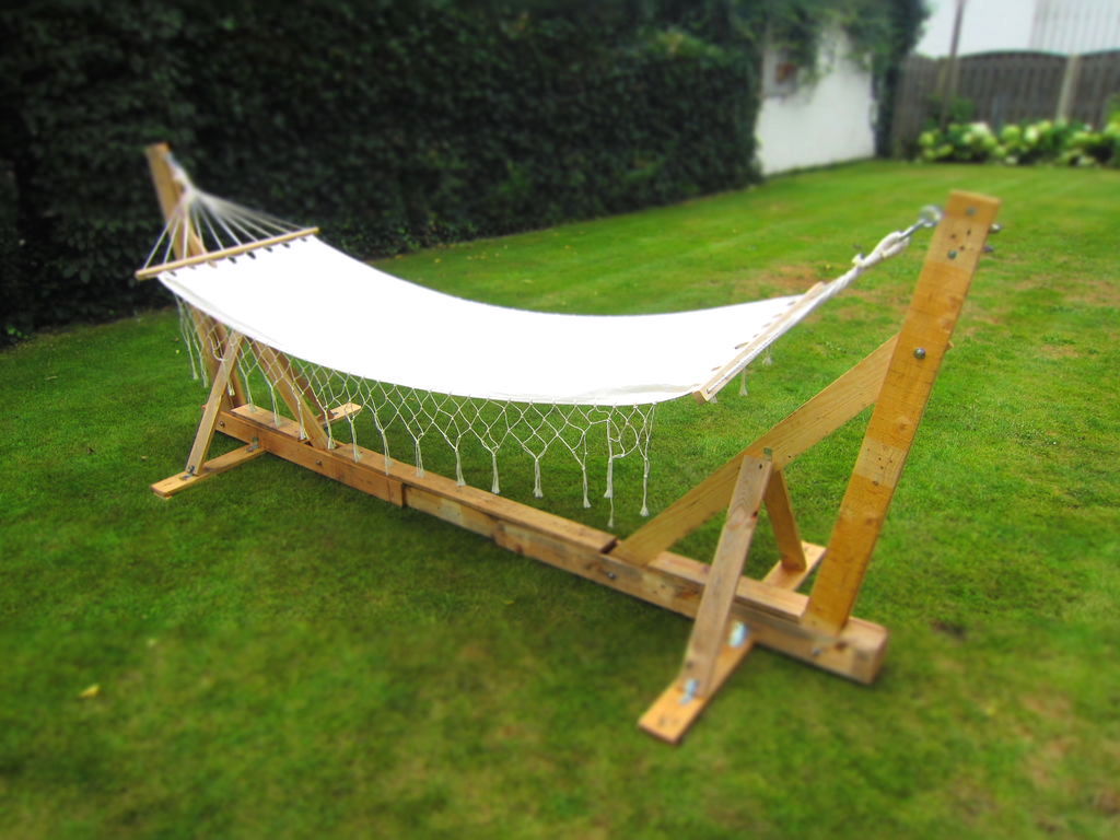 pallet-hammock.jpg