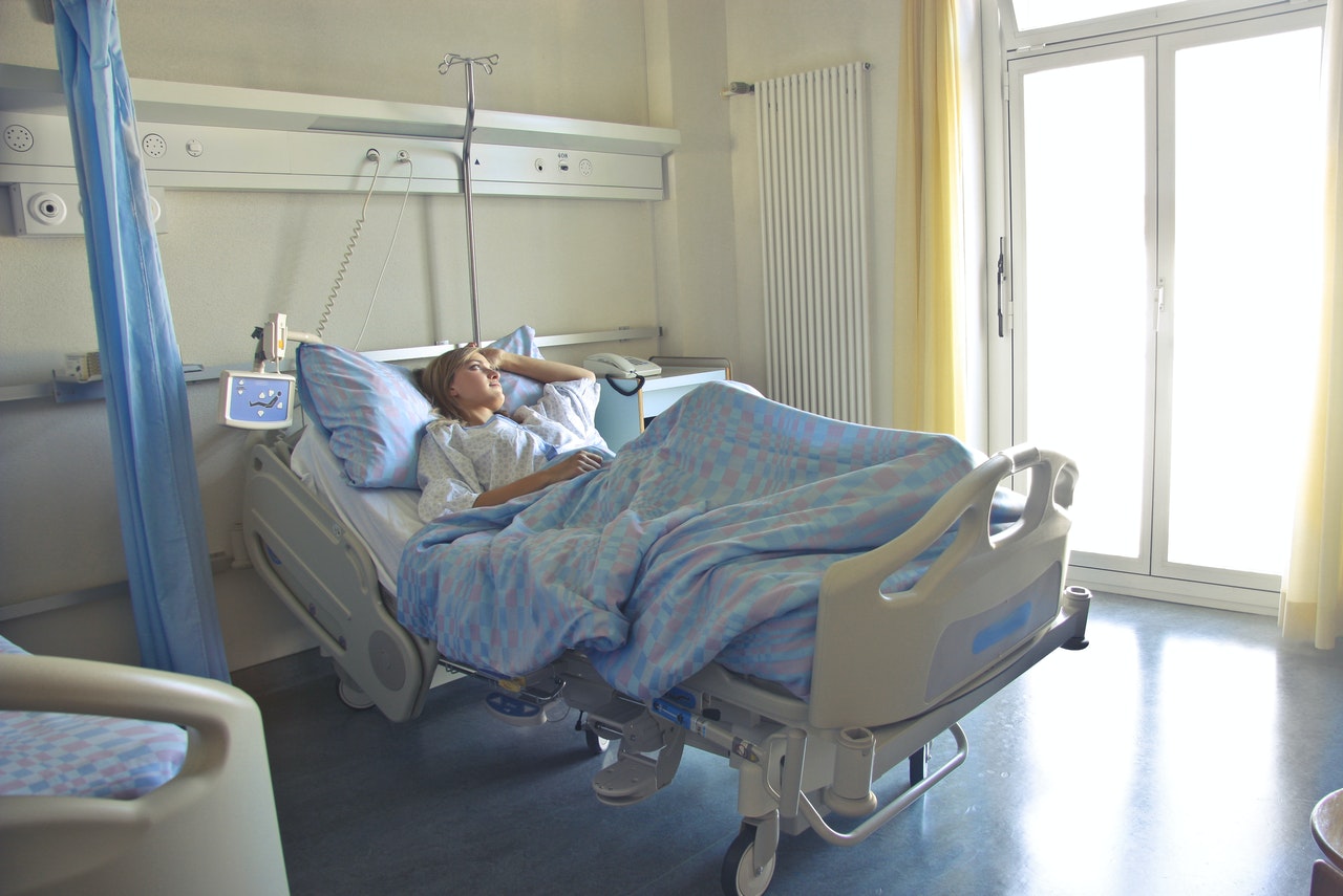 photo-of-woman-lying-in-hospital-bed-3769151.jpg