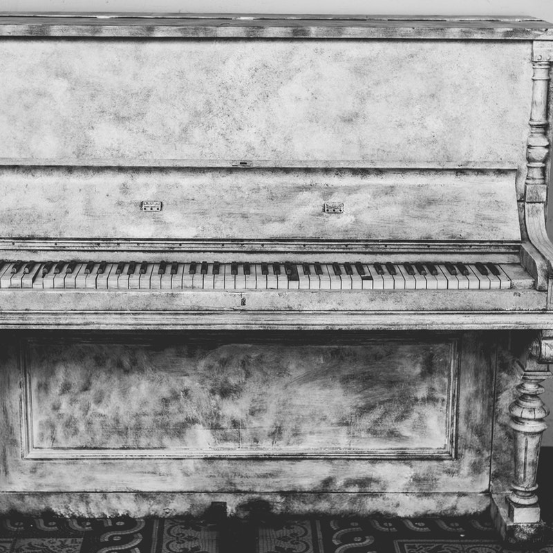 piano-instrument-music-keys-159367.jpeg