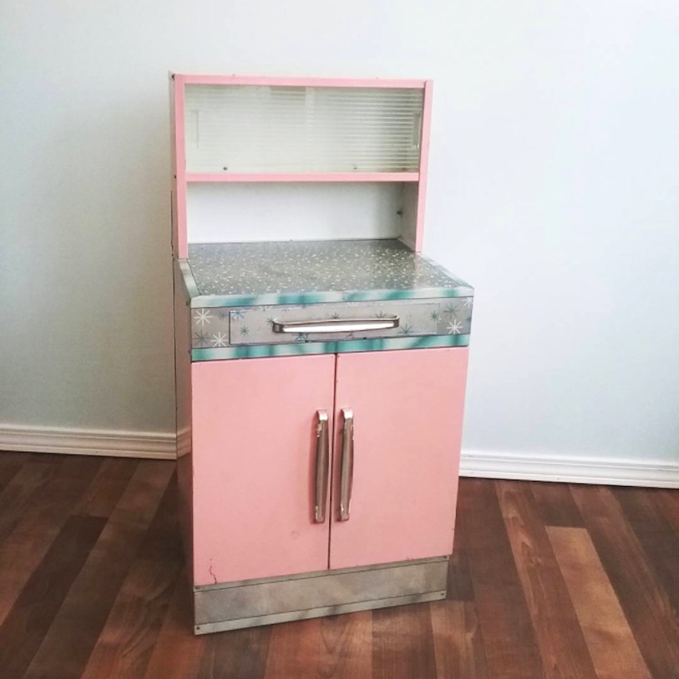 pink-kitchen.jpg