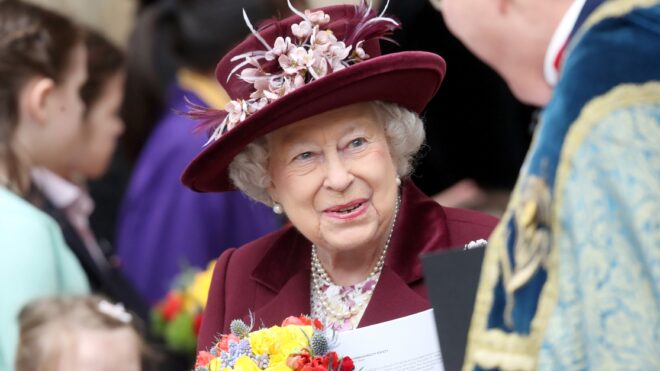 queen-elizabeth-book (1)