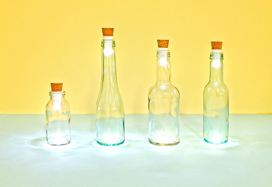 rechargeable-usb-led-bottle-light-suck-uk-9.jpg