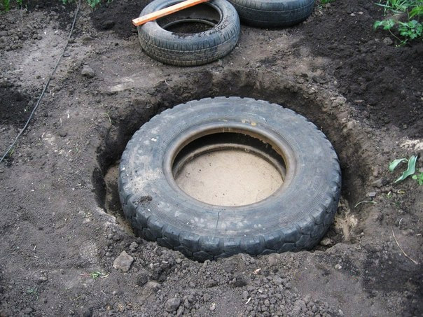 recycled-tires-pond02.jpg