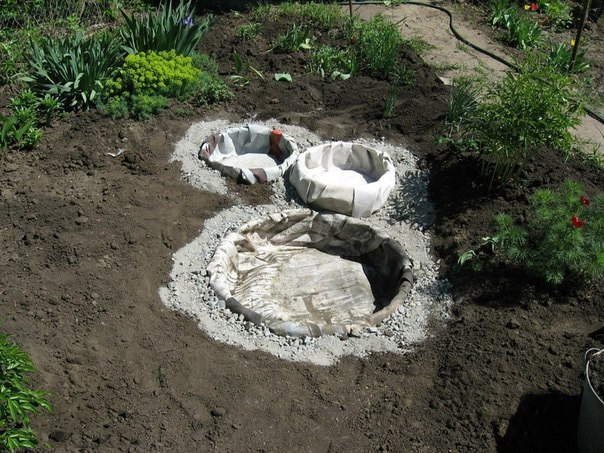 recycled-tires-pond05.jpg