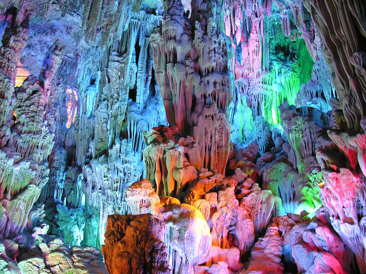 reed-flute-cave4.jpg