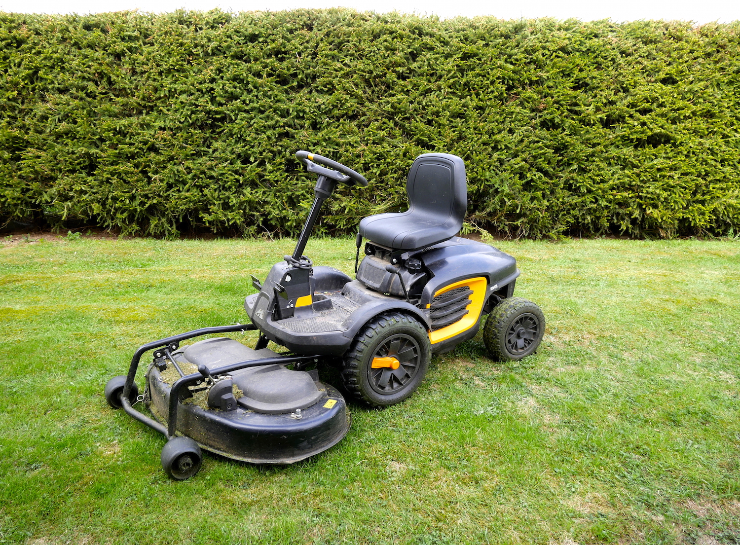 McCulloch M125-97FH lawn mower