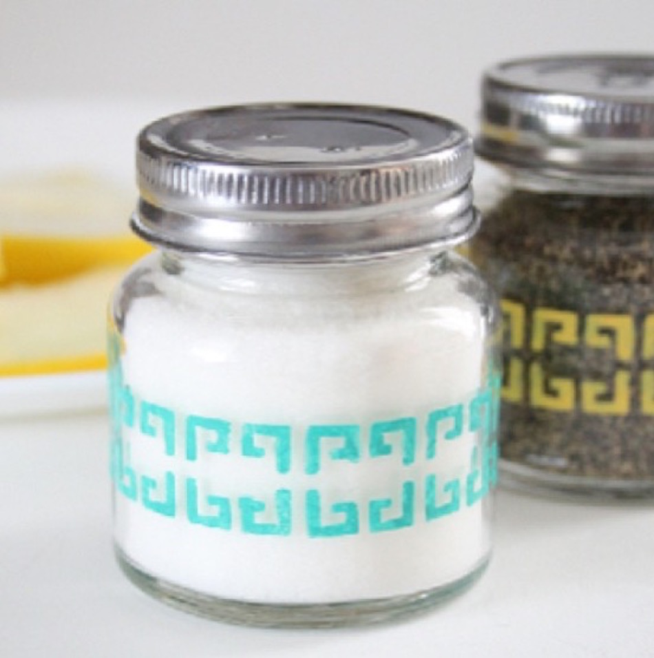 salt-and-pepper-shakers.jpg