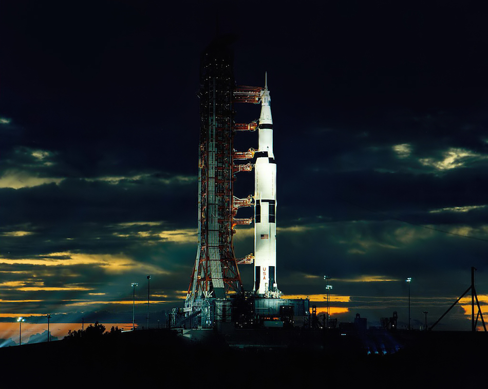 saturn-v.jpg