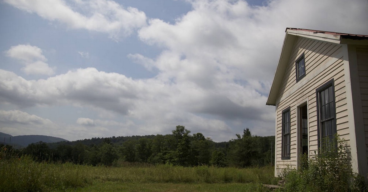 schoolhouse thumb 1