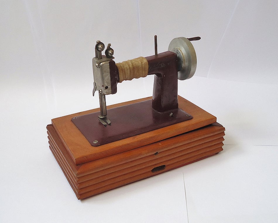 sewing-4.jpg
