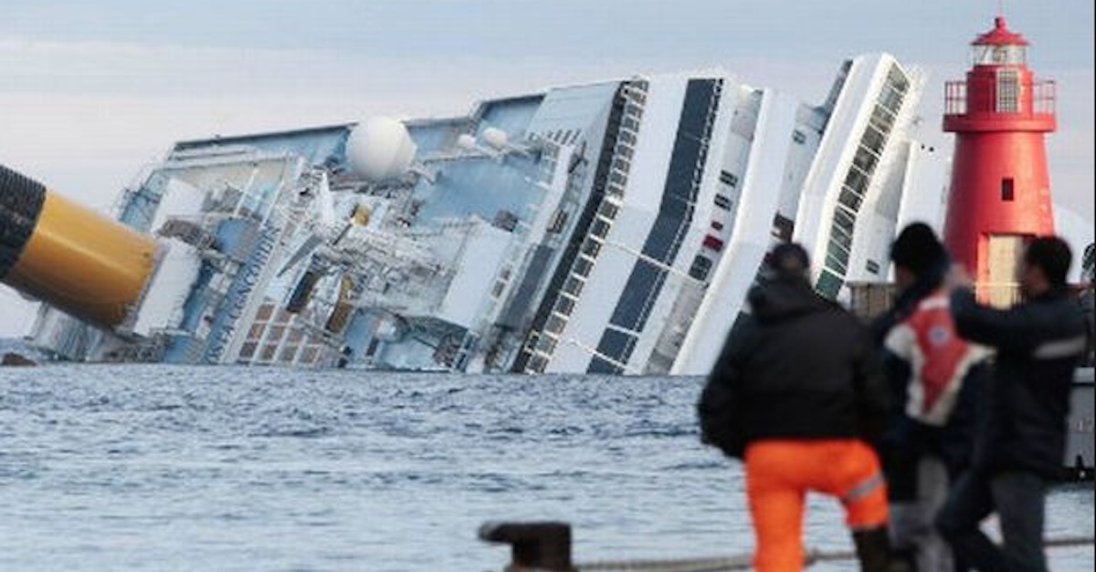 sinkingcruiseship