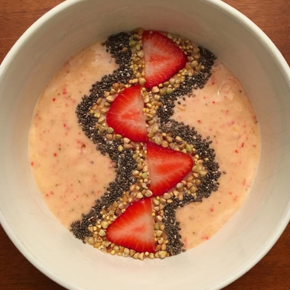 smoothie-bowl.jpg