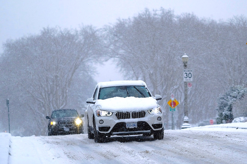 snow-car.jpg