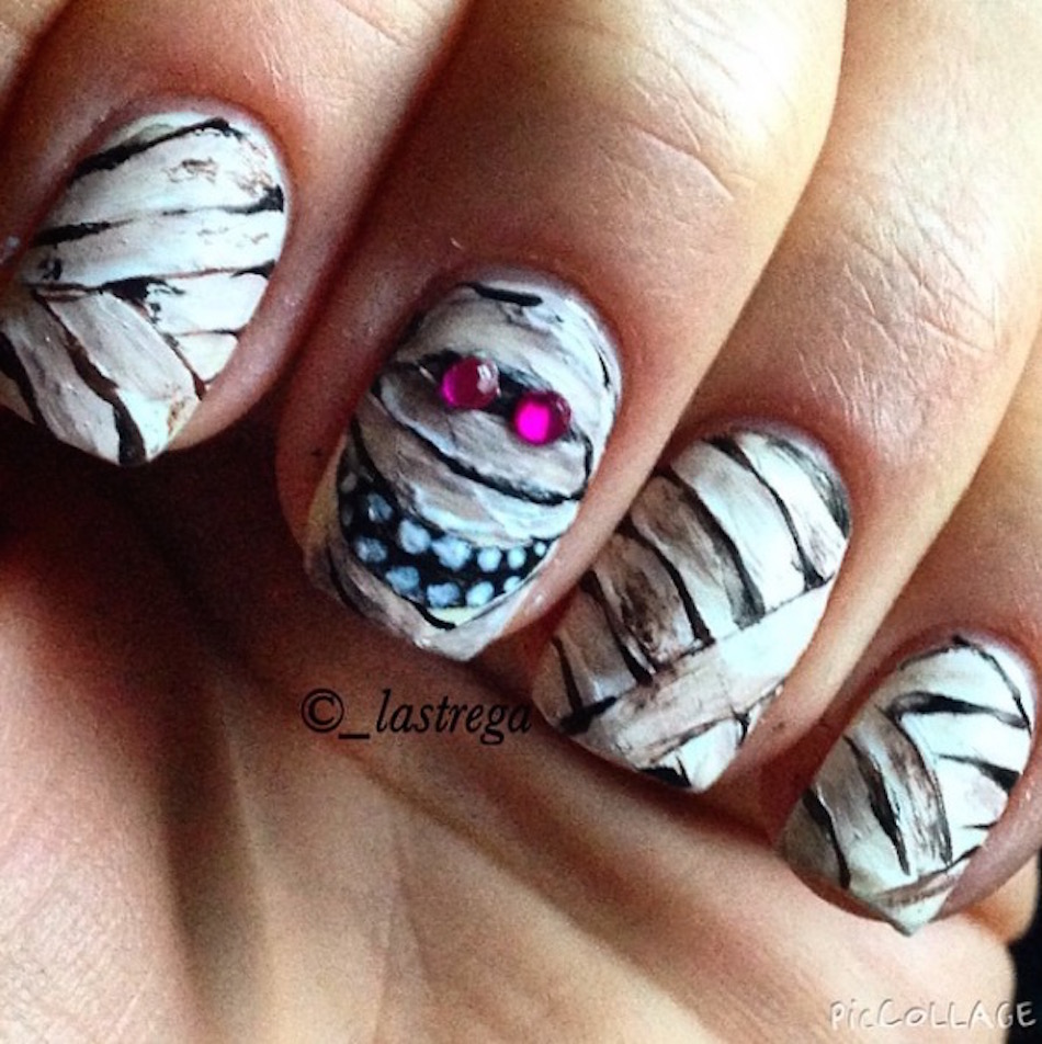 spook-nails-12.jpg