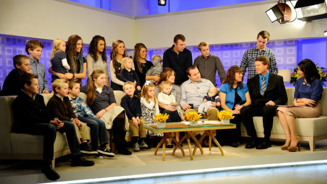 strange-facts-rumors-duggars