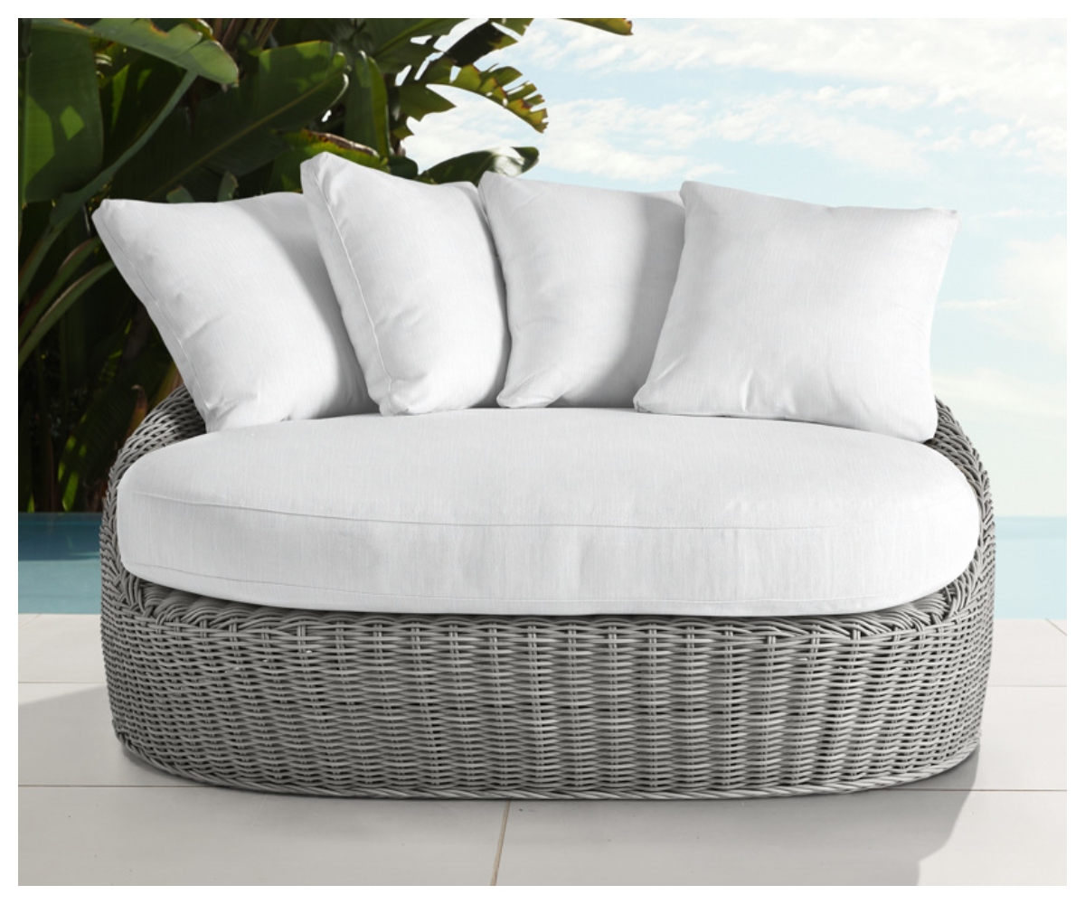 stunning_daybed.jpg