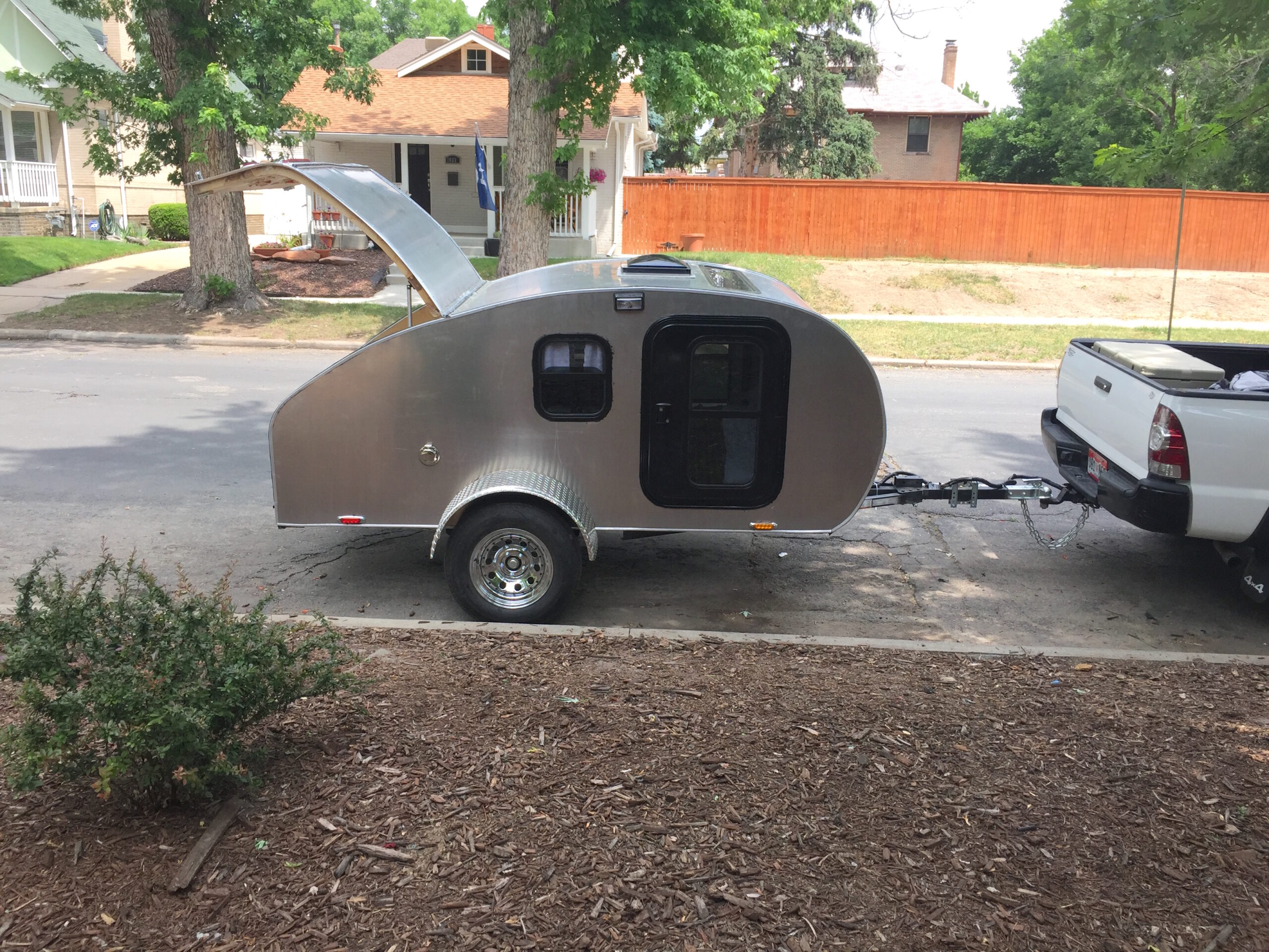 teardroptrailer_b-1.jpg