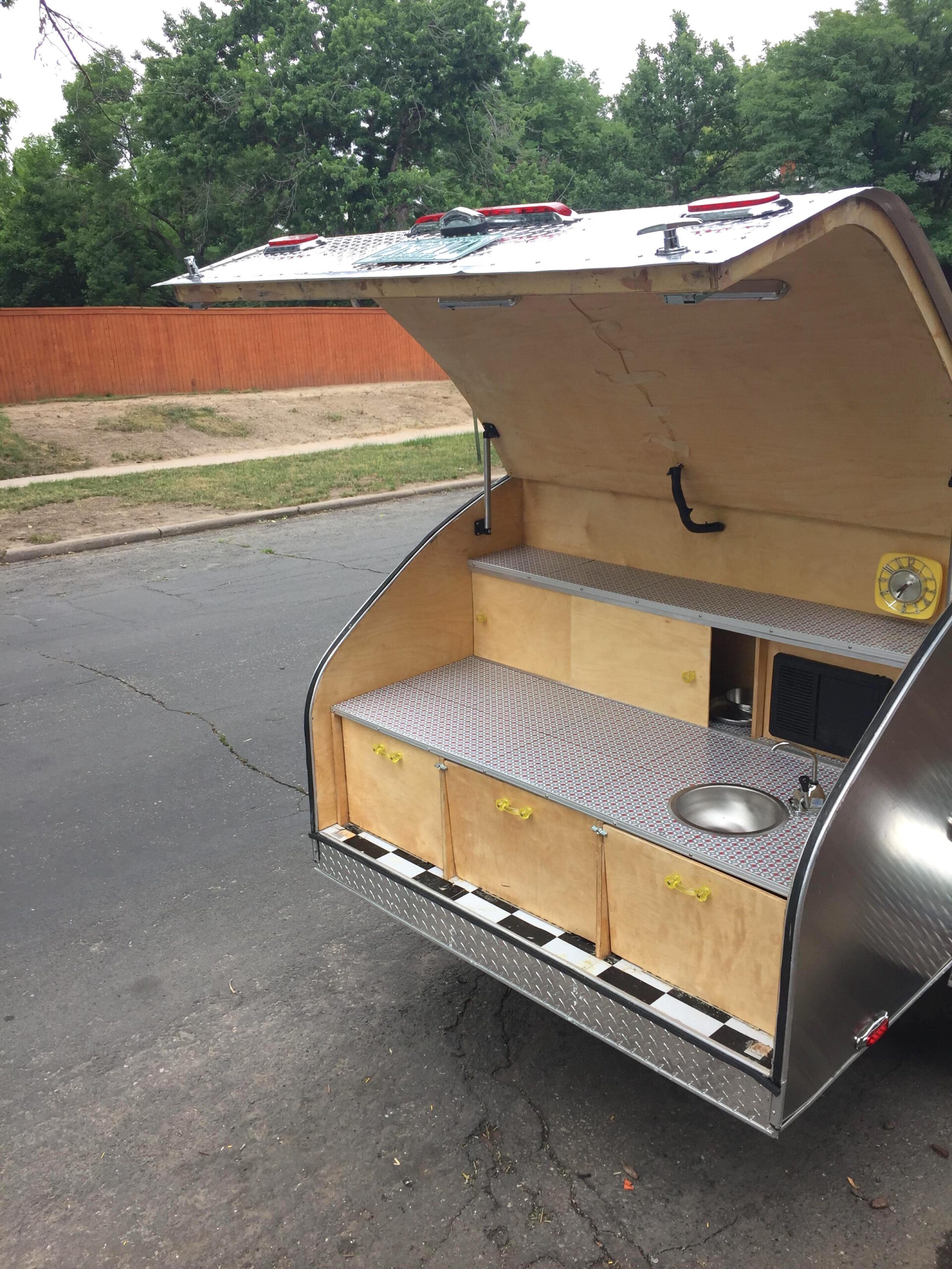 teardroptrailer_c-1.jpg