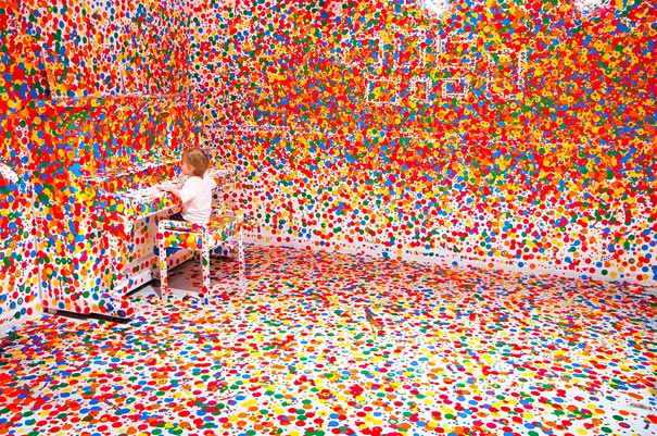 the-obliteration-room-yayoi-kusama-5.jpg