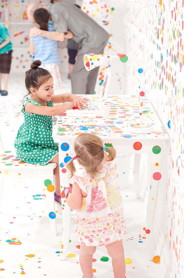 the-obliteration-room-yayoi-kusama-7.jpg