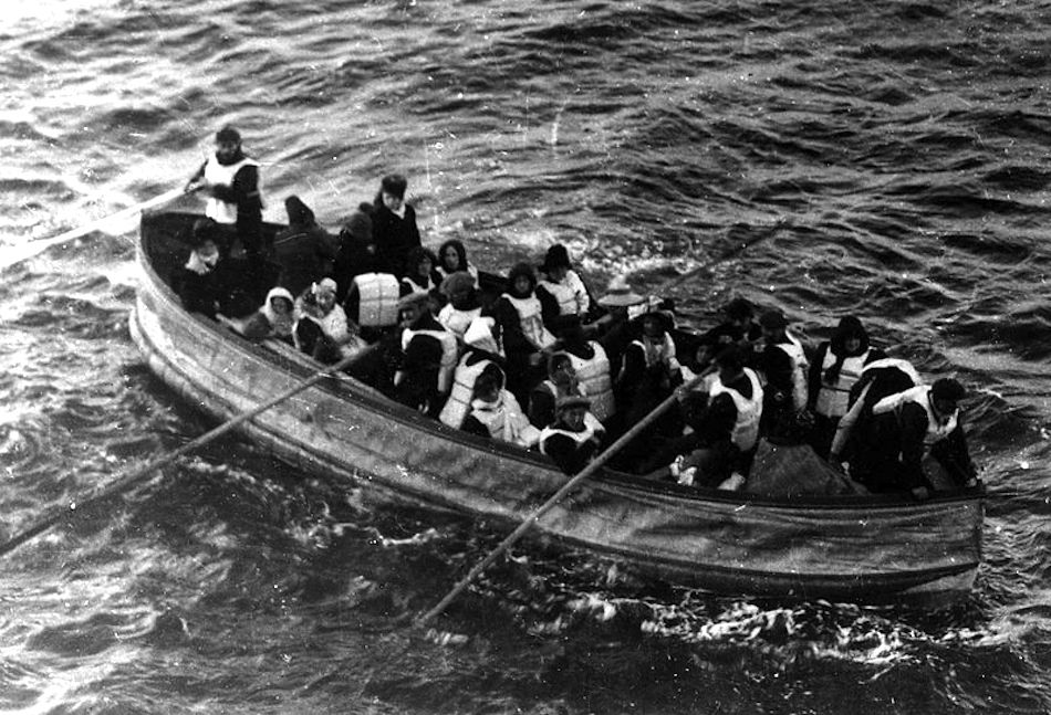 titanic-life-boats.jpg