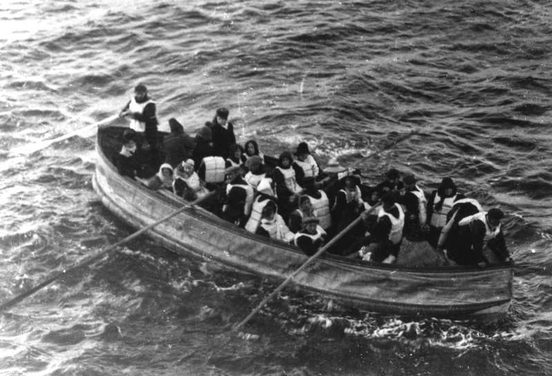 File source: https://commons.wikimedia.org/wiki/File:Titanic-lifeboat.gif