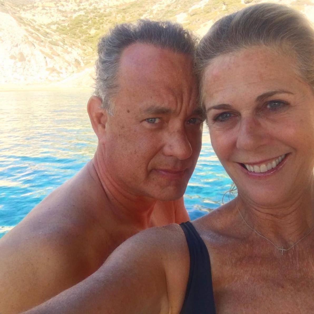 tom-hanks-rita-wilson.jpg