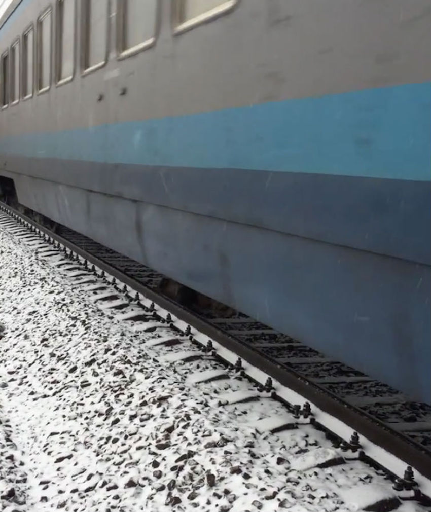 train.jpg