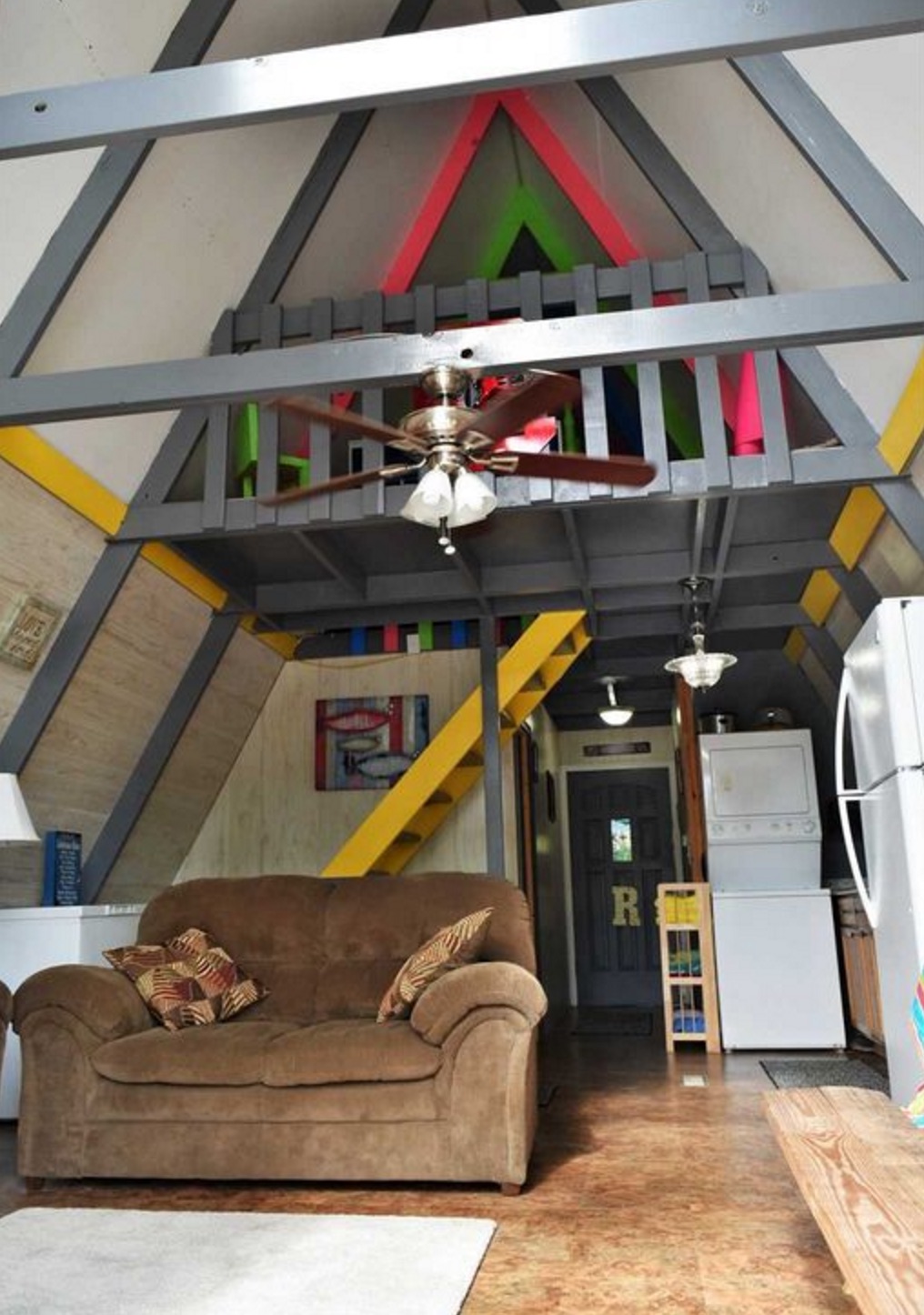 triangular-house-inside.jpg