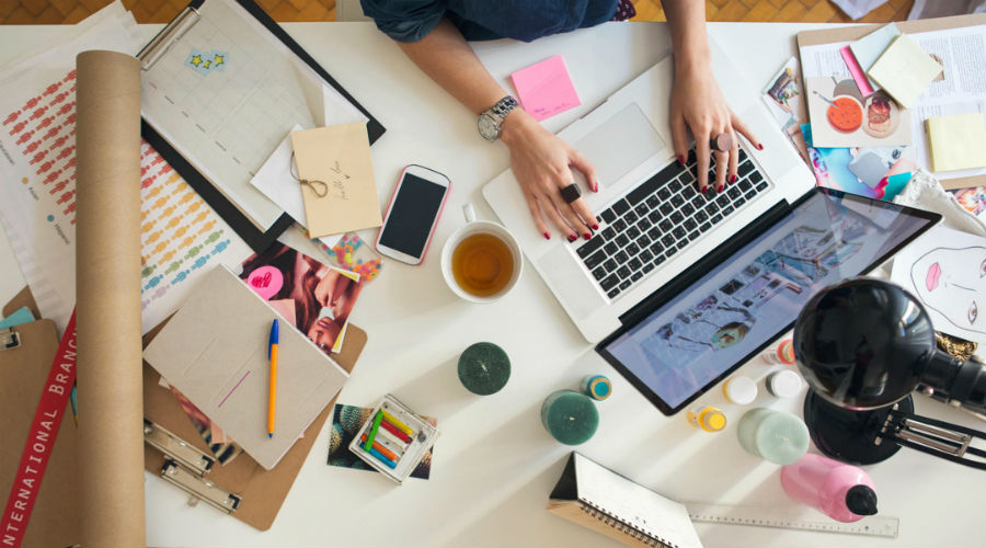 truth-being-working-mom-desk-2160x1200-1.jpg