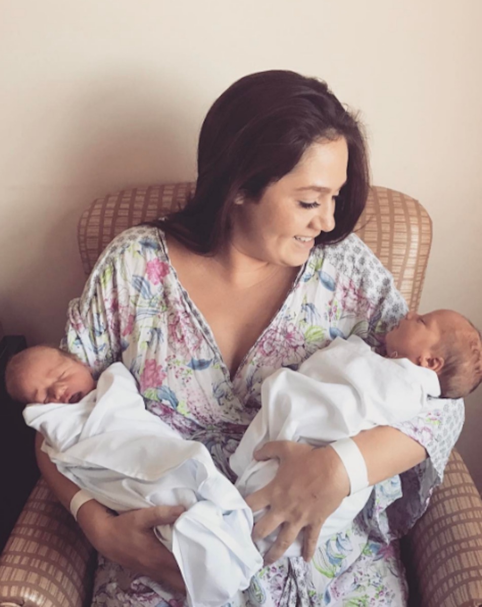 twins-6.jpg twins-6.jpg