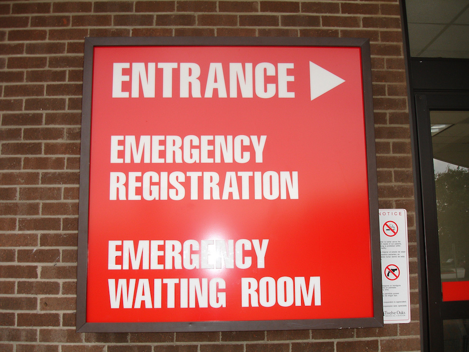 urgent-care-emergency-room-sign.jpg