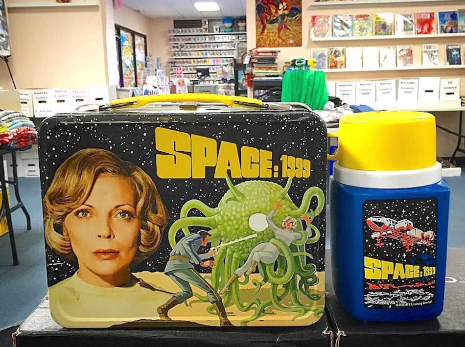 vintage-lunchbox-space-1999.jpg