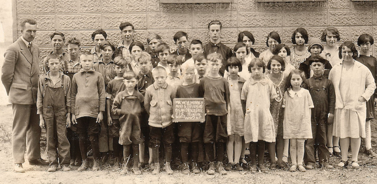 vintage schoolhouses HP