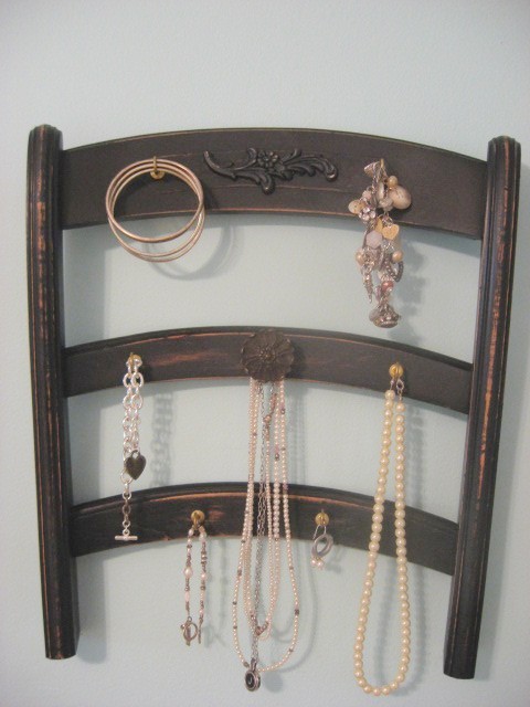 vintege-jewelry-holder-1.jpg