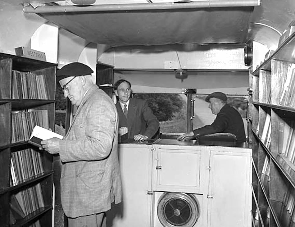 wales-bookmobile.jpg